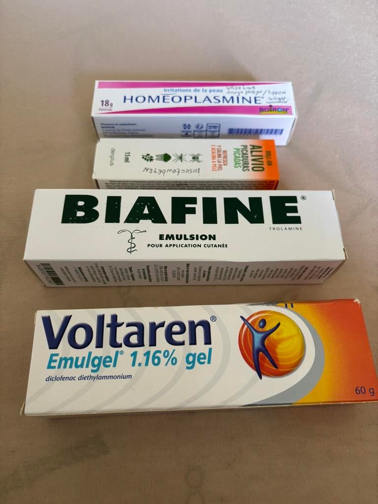 Diverse cremes noodgevallen. Nieuw in doos, Ophalen of Verzenden, Nieuw, Lichaamsverzorging