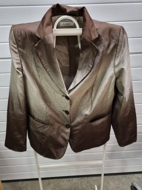 -	jasje dames bruin delmod maat xl, Ophalen of Verzenden, 'T Olde Gre-j, Info@toldegrej.nl, Endepoelstraat 20f Didam