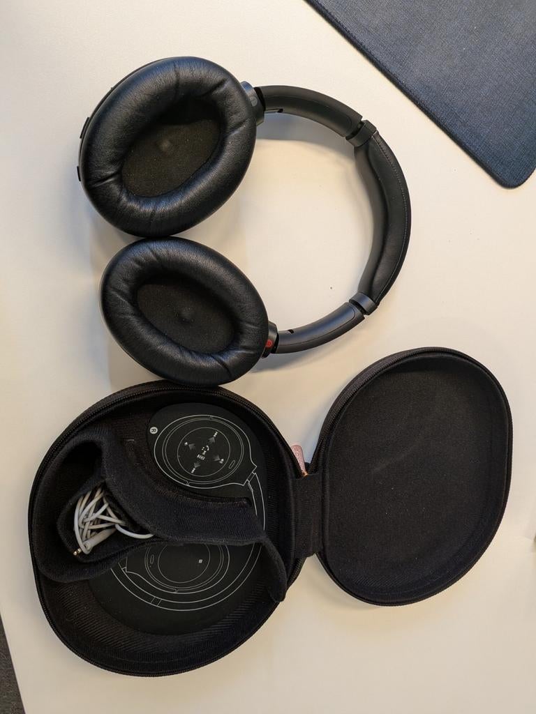 Sony koptelefoon met etui, Ophalen of Verzenden