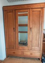 Te koop: Antieke eiken kledingkast + nachtkastje, Gebruikt, 100 tot 150 cm, Eikenhout, 150 tot 200 cm