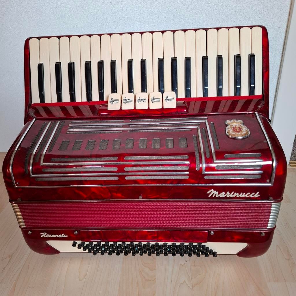 Marinucci 80 bas accordeon met koffer., Ophalen, Gebruikt, 80-bas, Met koffer