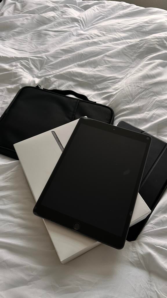 Apple iPad 8th generation, Computers en Software, Apple iPads, 10 inch, Apple iPad, Zwart, Ophalen of Verzenden