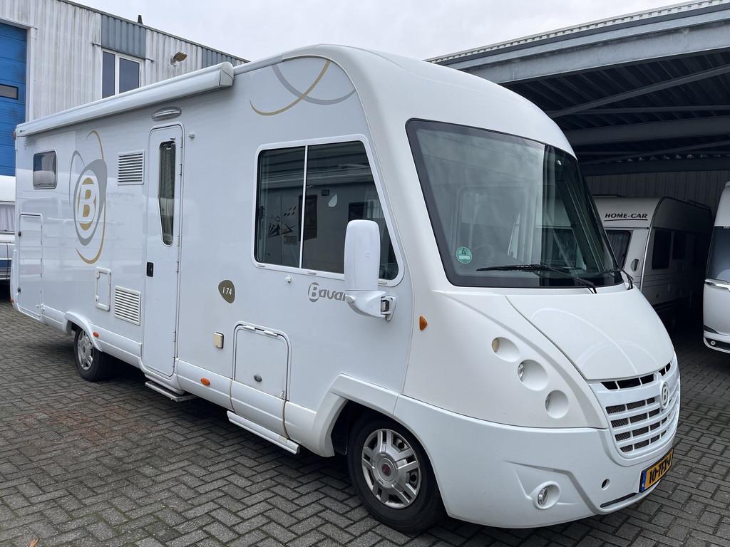 Bavaria I74 (bj 2012), Caravans en Kamperen, Campers, Reservewiel, Koelkast, 7 tot 8 meter, Bedrijf