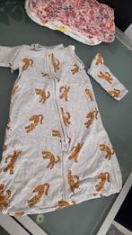 Hema Slaapzak met luipaardprint - Maat 50/62, Kinderen en Baby's, Ophalen, Zo goed als nieuw, Minder dan 70 cm, Slaapzak