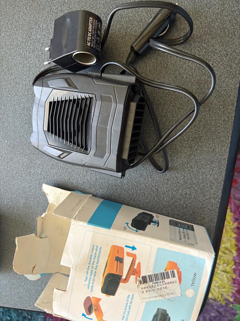Ventilator voor in auto, fris en ook met warm., Witgoed en Apparatuur, Ventilatoren, Ophalen of Verzenden, Zo goed als nieuw, Overige