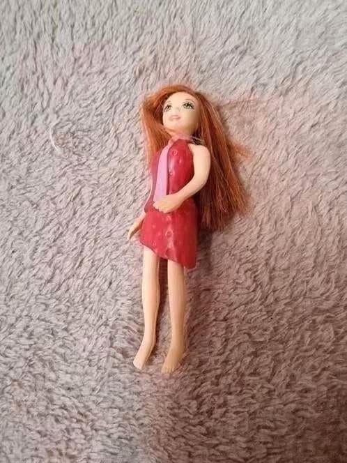 polly pocket popje met rood lang haar, Ophalen of Verzenden, Pop