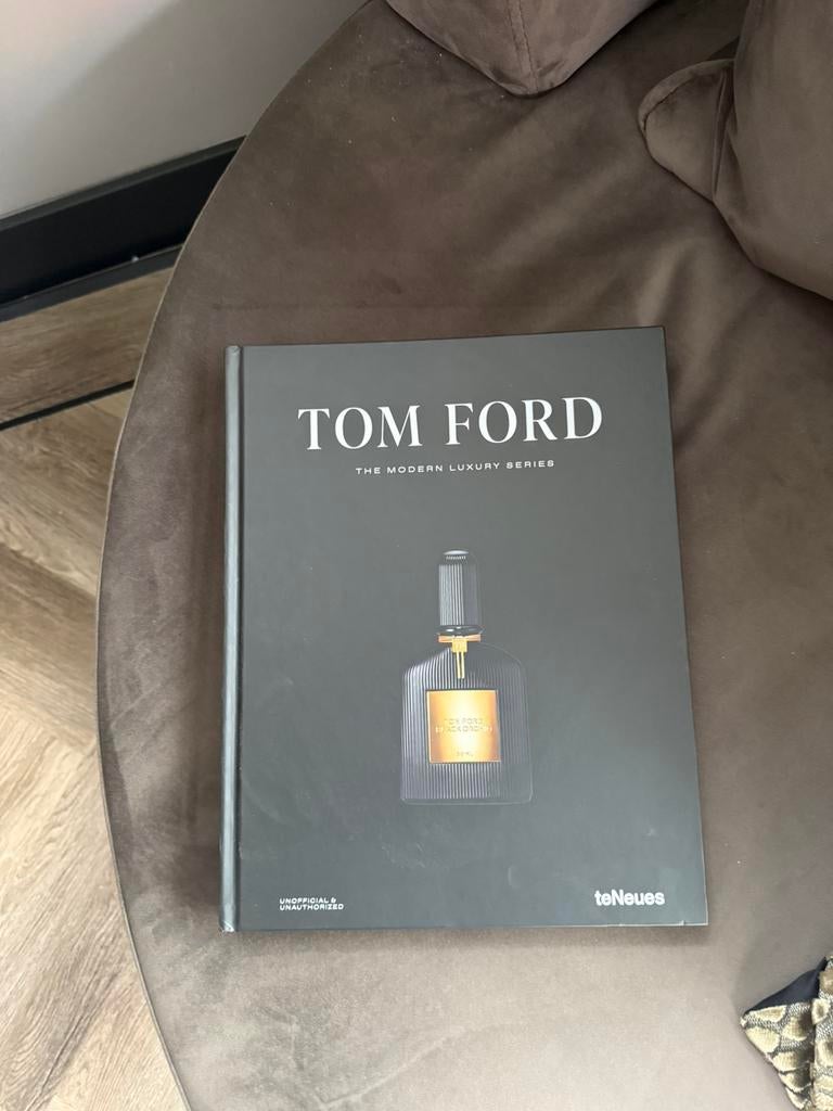 Nieuwe TOM FORD catwalk boek, Boeken, Ophalen of Verzenden, Nieuw