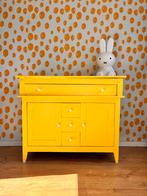 Prachtige vintage brocante kast/commode in geel, Huis en Inrichting, Kasten | Ladekasten, Ophalen, Gebruikt, 100 tot 150 cm, 5 laden of meer