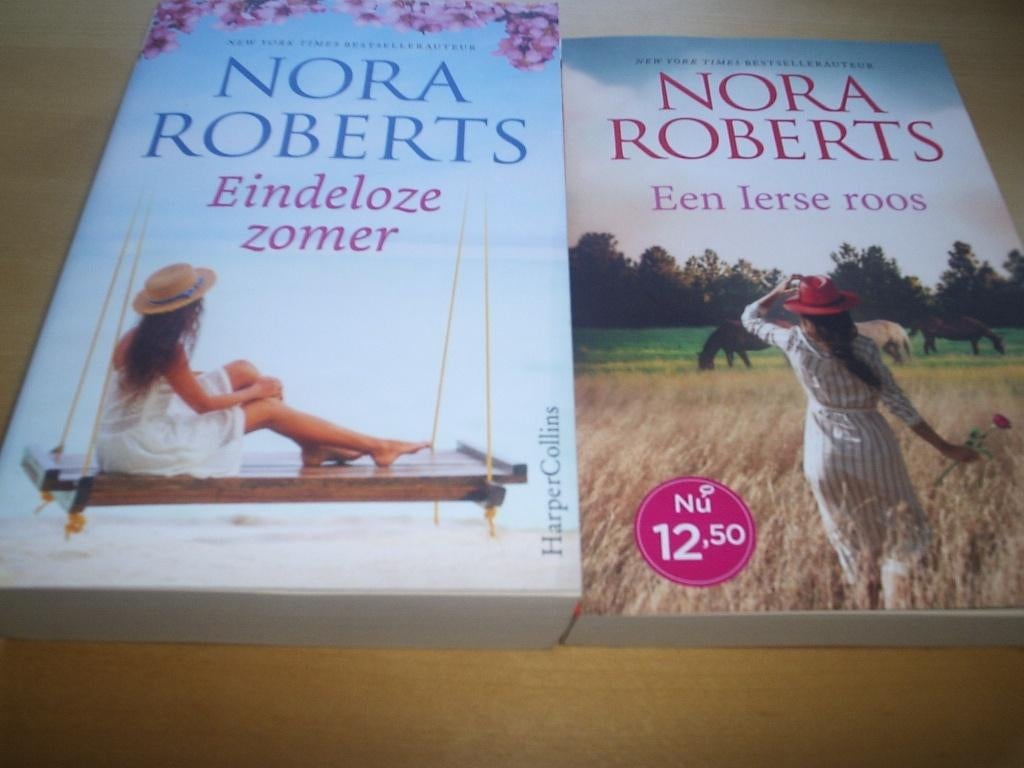 2 romans van NORA ROBERTS, Ophalen of Verzenden, Zo goed als nieuw, Nora Roberts, Nederland