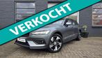 Volvo V60 Cross Country B5 AWD Pro, Auto's, Automaat, Gebruikt, Zwart, Overige carrosserieën