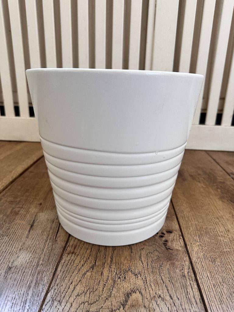 Witte plantenpot van Ikea, Tuin en Terras, Bloempotten, Ophalen, Gebruikt, Rond, Balkon