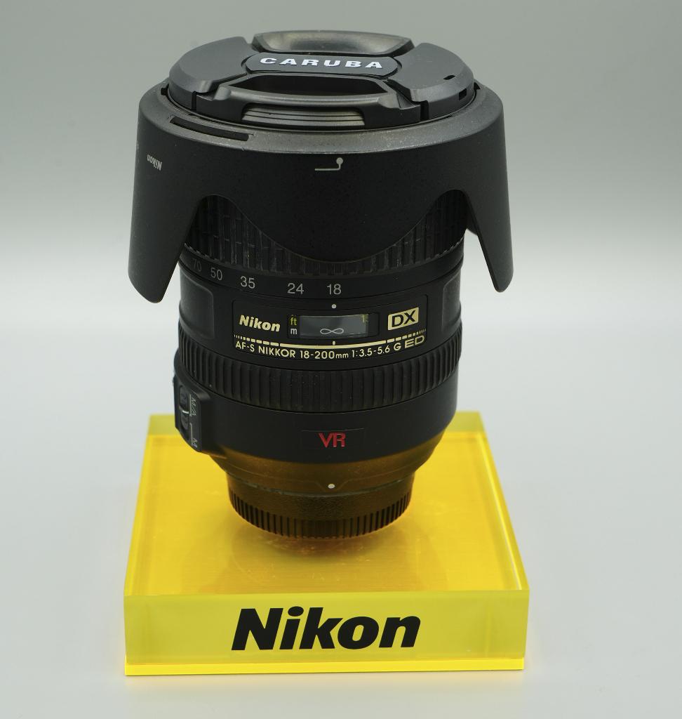 Nikon AF-S DX 18-200mm f/3.5-5.6G IF ED VR incl zonnekap, Gebruikt, Nikon, Zoom, Nikon