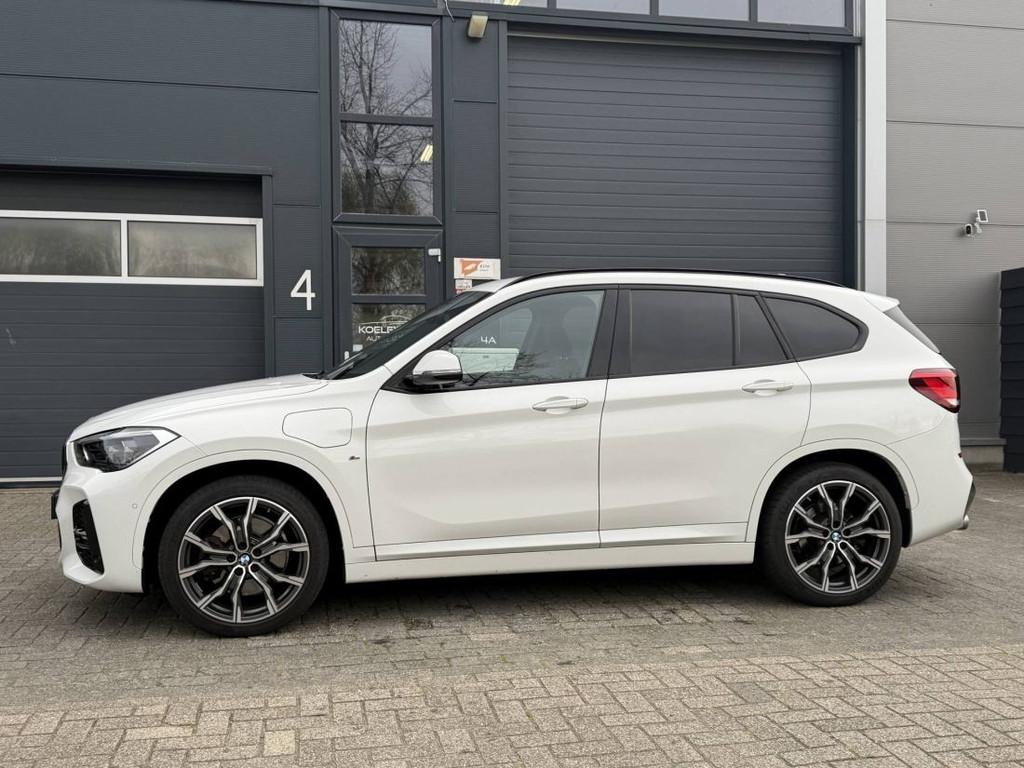 BMW X1 - xDrive25e High Executive, Gebruikt, Euro 6, Leder, Bedrijf
