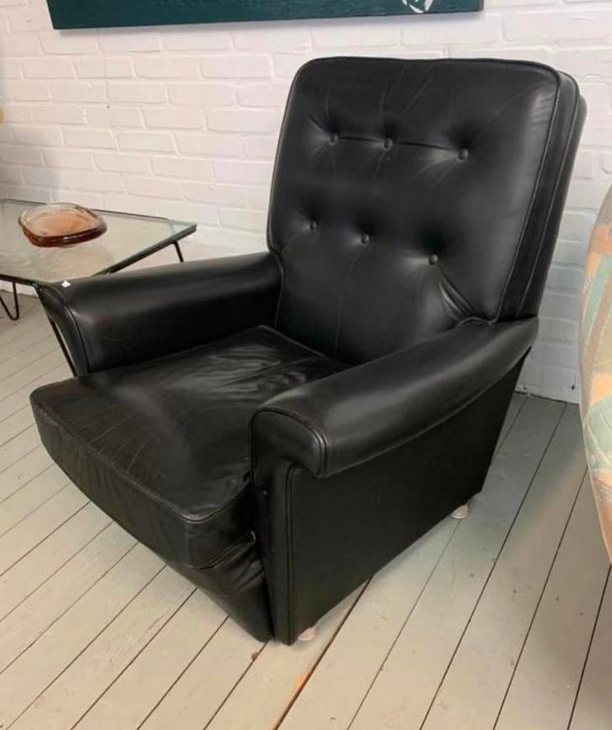 Fauteuil jaren 60 firma De Berk b.v. Vlaardingen zwart leer., Huis en Inrichting, Fauteuils, Ophalen of Verzenden, Zo goed als nieuw