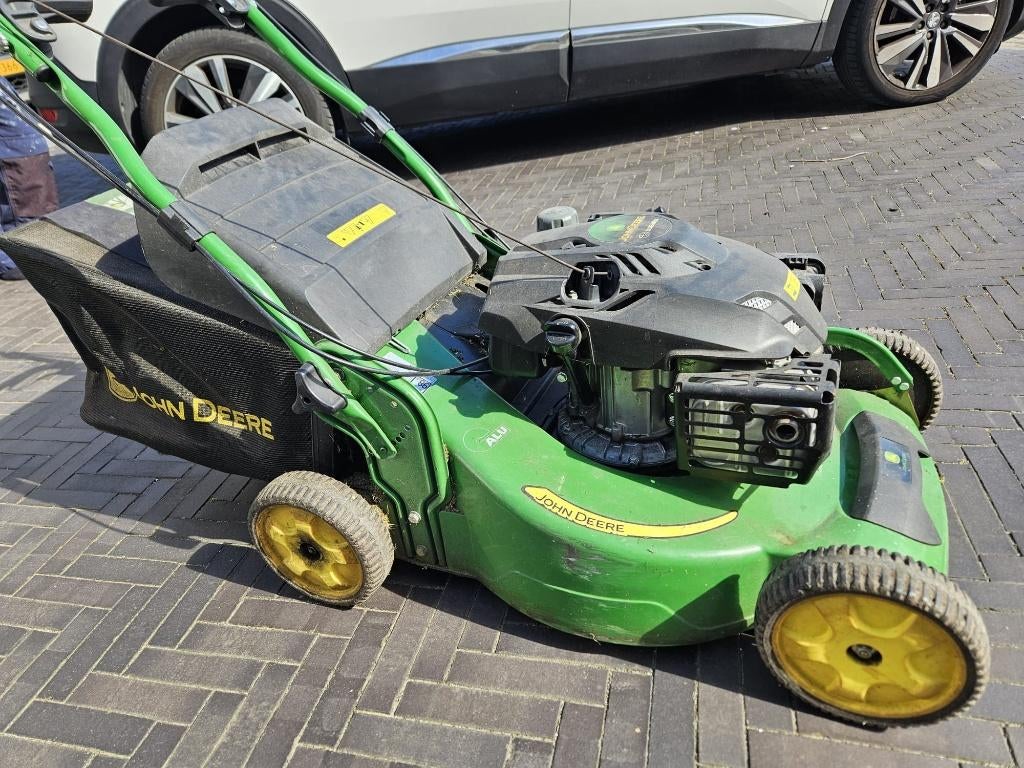 John Deere zelfrijdende grasmaaier - Turbostar, Cirkelmaaier, Gebruikt, Opvangbak, Benzine-grasmaaier