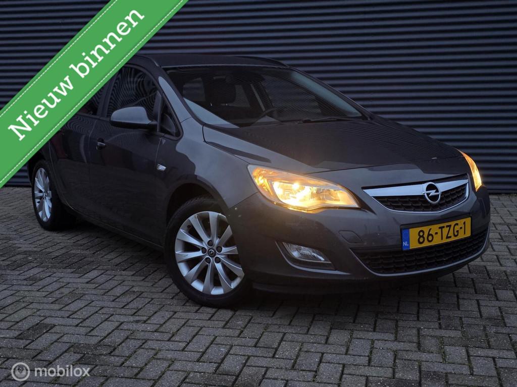 Opel Astra Sports Tourer 1.4 Turbo Business +, Voorwielaandrijving, Euro 5, Gebruikt, 4 cilinders