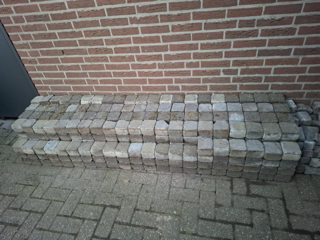 Gratis sierbestrating / klinkers, Tuin en Terras, Tegels en Klinkers, Ophalen, Gebruikt, Klinkers, 10 m² of meer