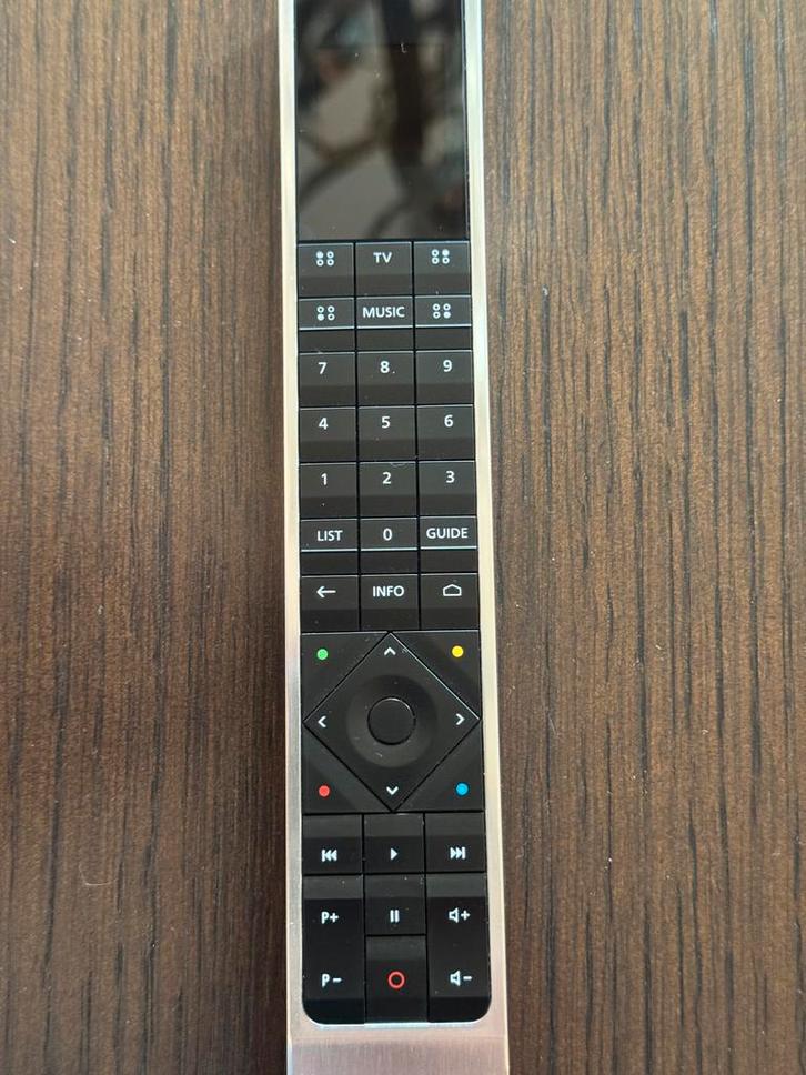 Beoremote One BT afstandsbediening, Audio, Tv en Foto, Afstandsbedieningen, Zo goed als nieuw, Origineel, Tv, Met display, Ophalen of Verzenden