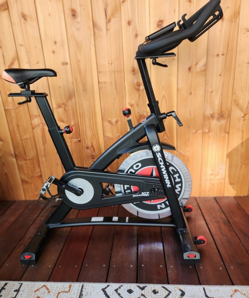 Schwinn IC7 Spinningfiets, Sport en Fitness, Ophalen, Gebruikt, Spinningfiets, Metaal
