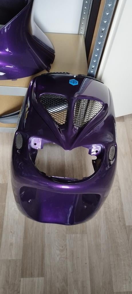 Piaggio zip sp 98 kappenset Lamborghini paars nieuwstaat!, Ophalen of Verzenden, Zo goed als nieuw, Benzine, Overige modellen