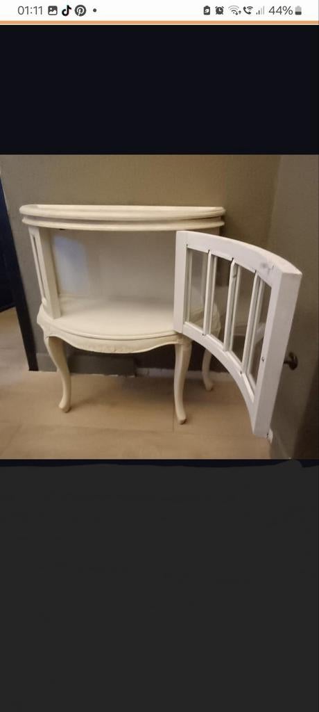 2 hele mooie brocante theekastjes met afneembaar dienblad., Huis en Inrichting, Ophalen, Zo goed als nieuw