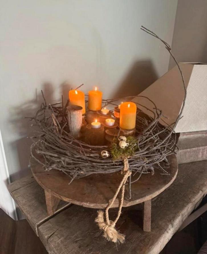 Unieke Landelijke ronde houten Bajot op pootjes,, Huis en Inrichting, Woonaccessoires | Overige, Zo goed als nieuw, Ophalen