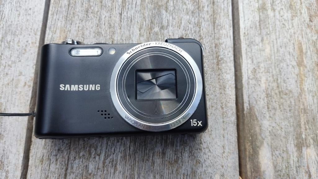 Samsung WB650 met GPS en veel accessoires, 12 Megapixel, Compact, Ophalen of Verzenden, Zo goed als nieuw