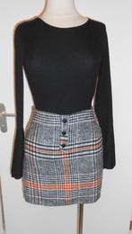 Primark geblokte rok zwart/wit/oranje mt 36, Kleding | Dames, Rokken, Primark, Zwart, Ophalen of Verzenden, Zo goed als nieuw