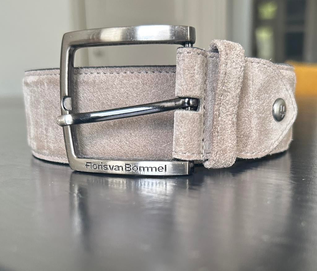 Riem floris van bommel (95cm), Kleding | Heren, Riemen en Ceinturen, Ophalen of Verzenden, Zo goed als nieuw, Bruin, 95 tot 105 cm
