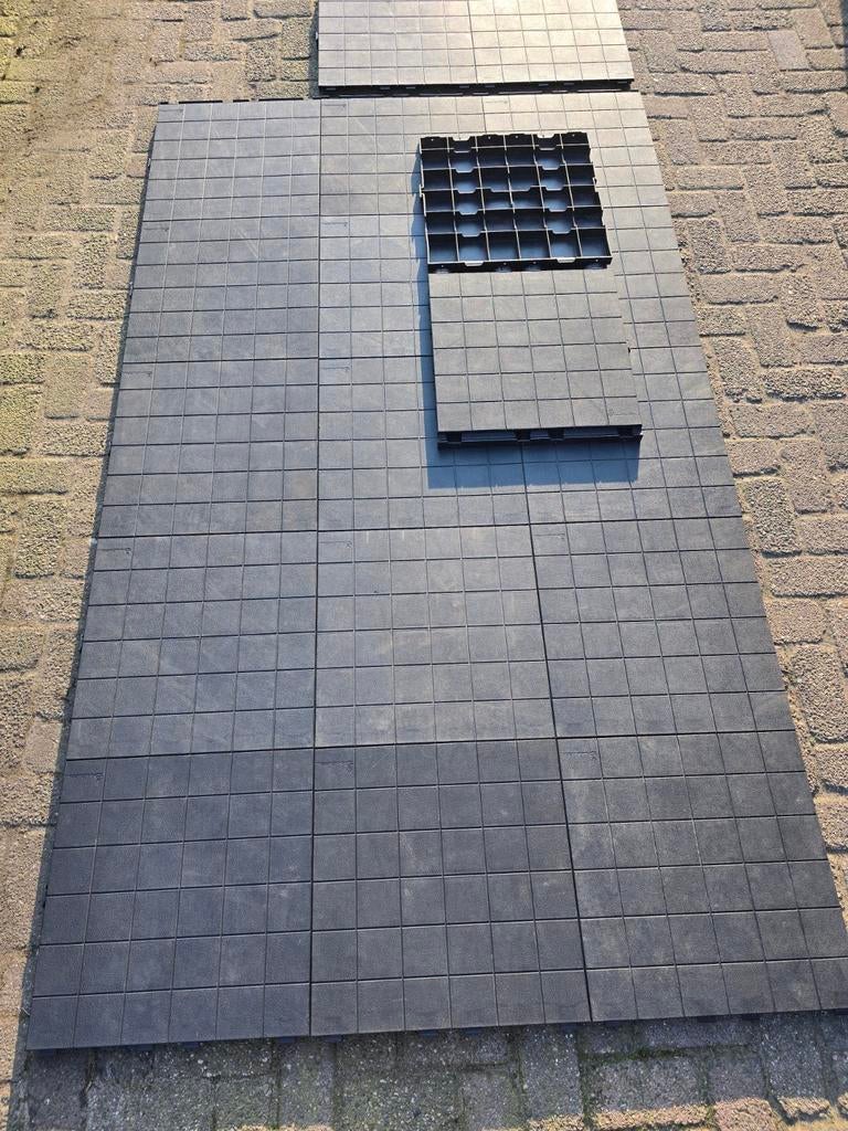 100 stuks Isabella tegels tijdelijke vloer in tent voortent., Ophalen, Gebruikt, Kunststof