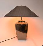 Schemerlamp met zilver gepatineerde voet en zijde kap, Ophalen, Zo goed als nieuw, Klassiek / Modern, 50 tot 75 cm