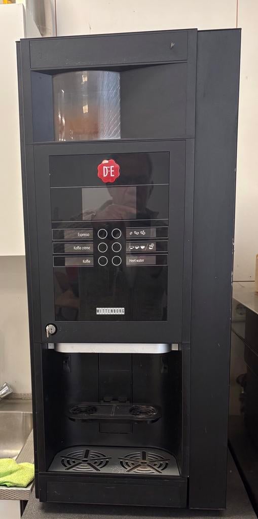 Professionele DE Omni S koffiemachine, 10 kopjes of meer, Ophalen, Zo goed als nieuw, Koffiemachine