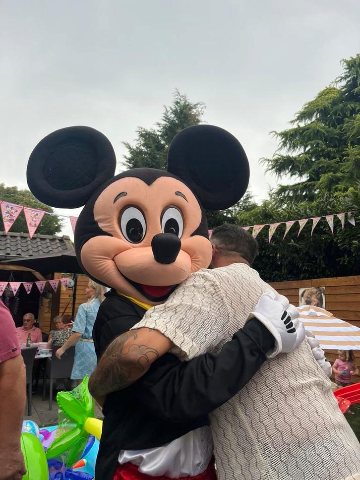 MICKEY MOUSE MASCOTTE VERHUUR, Hobby en Vrije tijd, Feestartikelen | Verhuur, Nieuw, Verjaardag, Ophalen of Verzenden