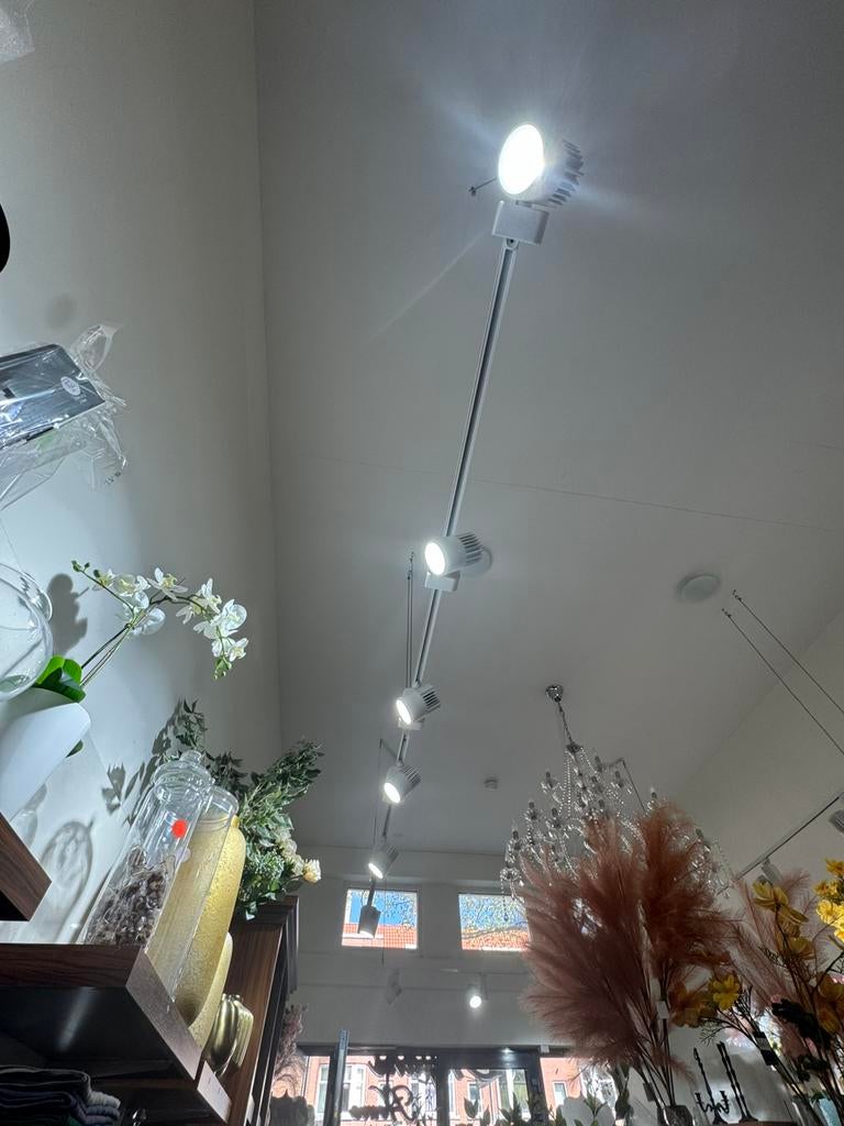 Spot met rails gebruikte winkelverlichting, Ophalen, Zo goed als nieuw