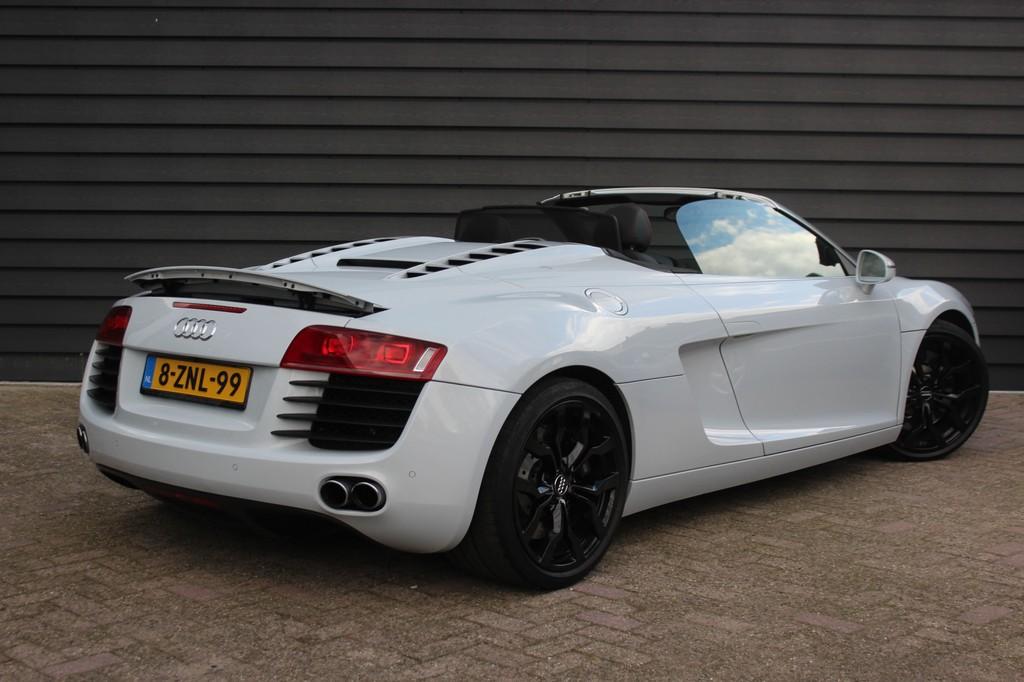 Audi R8 Spyder 4.2 V8 FSI QUATTRO - RS SEATS - CAMERA - BANG, Auto's, Audi, Automaat, Euro 5, 430 pk, Gebruikt