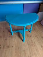 Halfronde bijzettafel in turquoise, Gebruikt, 55 tot 75 cm, Overige vormen, Hout
