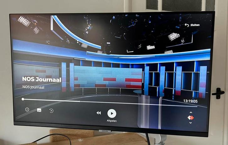 Samsung M5 32" Smart Monitor/TV/PC, Computers en Software, Monitoren, Gebruikt, 60 Hz of minder, HDMI, Ingebouwde speakers, In hoogte verstelbaar