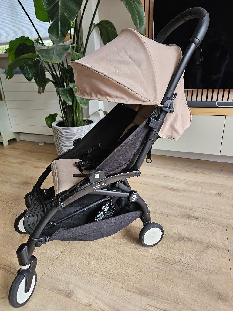 Yoyo BabyZen Kinderwagen compleet, Zo goed als nieuw, Combiwagen, Verstelbare duwstang, Ophalen