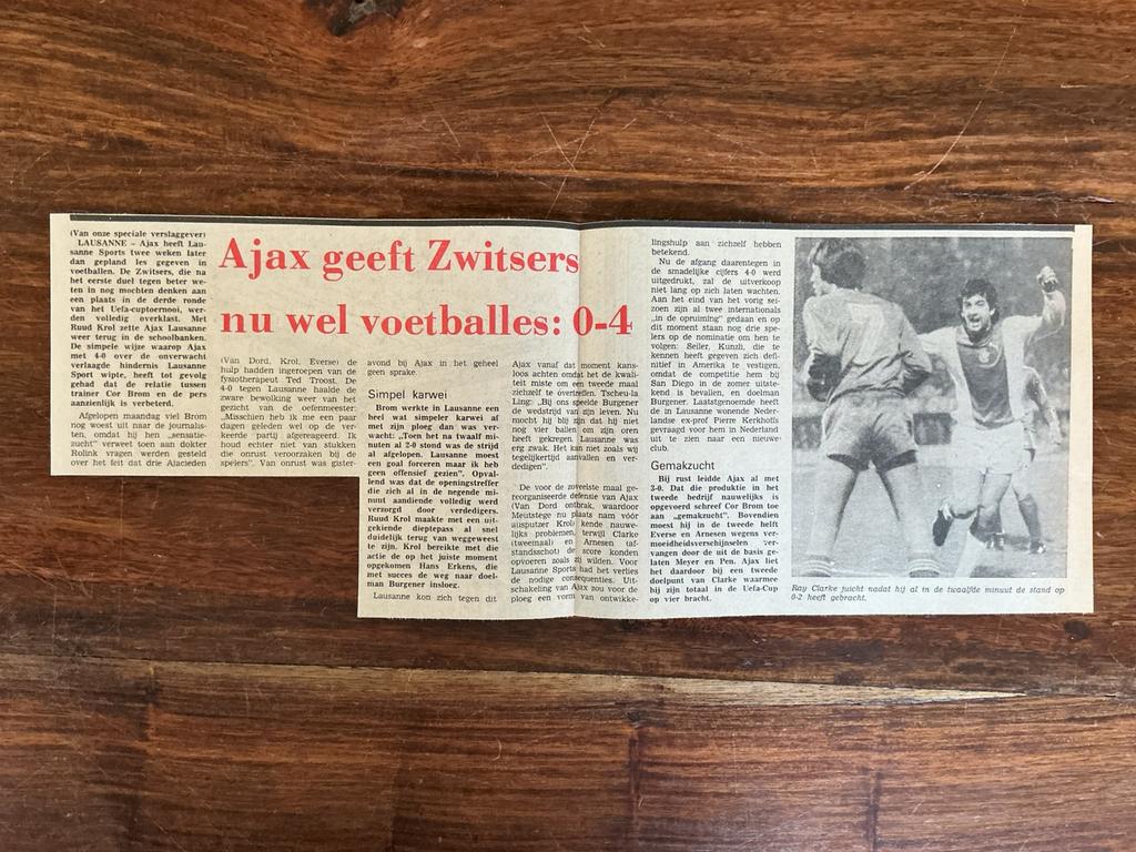 Voetbal krantenartikel Lausanne Sports Ajax november 1978, Ophalen of Verzenden, Knipsel(s)