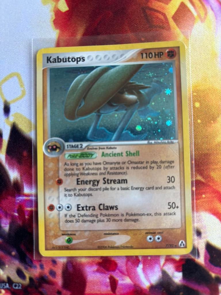 Oude kabutops holo, Ophalen of Verzenden, Zo goed als nieuw, Losse kaart