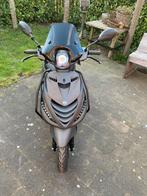 Nette piaggio zip, Fietsen en Brommers, Scooters | Piaggio, Ophalen, Zip, Zo goed als nieuw, Benzine