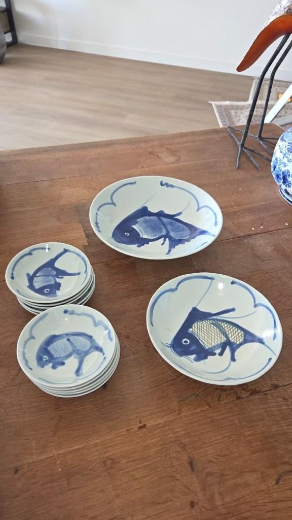 12-delige set blauw-wit schalen vismotief., Ophalen, Gebruikt, Schaal of Schalen, Overige stijlen