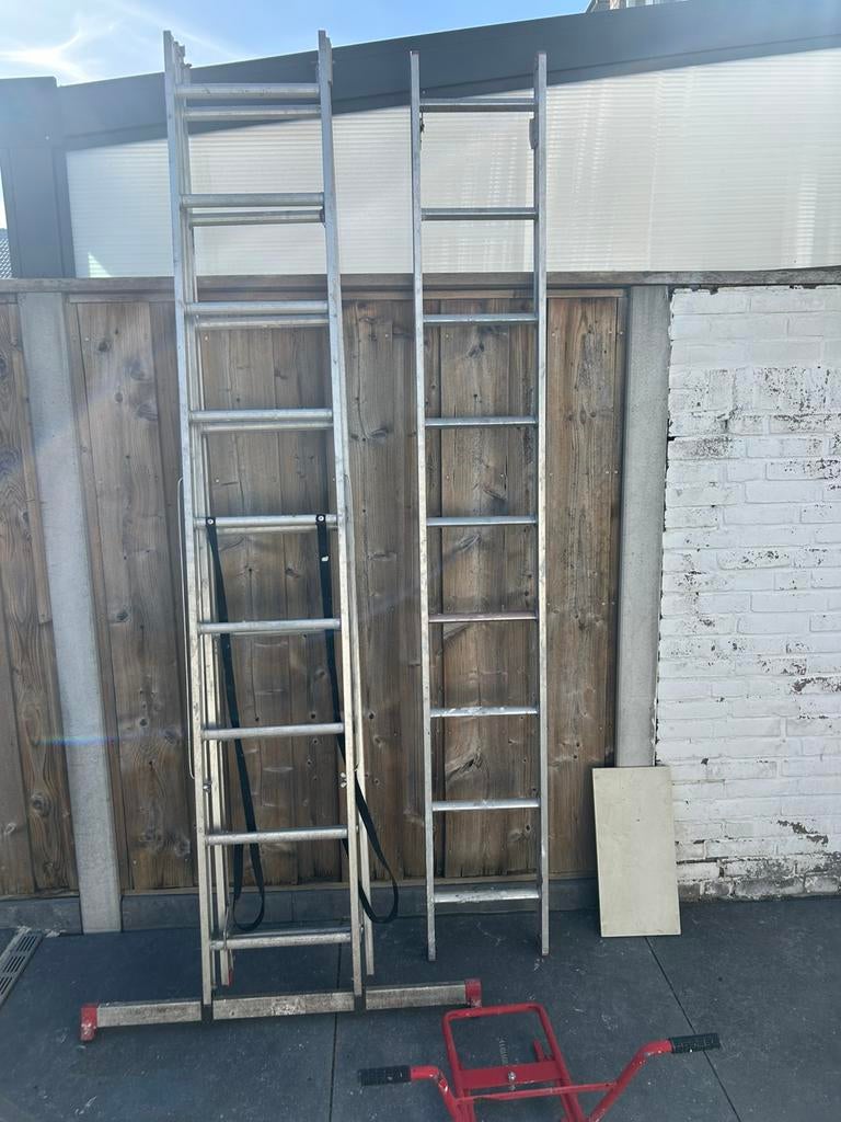 Altrex ladder, Doe-het-zelf en Verbouw, Ophalen, Zo goed als nieuw, 2 tot 4 meter