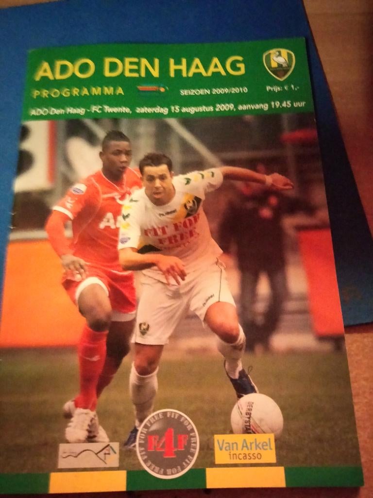 Ado den hasg-fc twente 09-10, Ophalen of Verzenden, Zo goed als nieuw, F.C. Twente, Boek of Tijdschrift