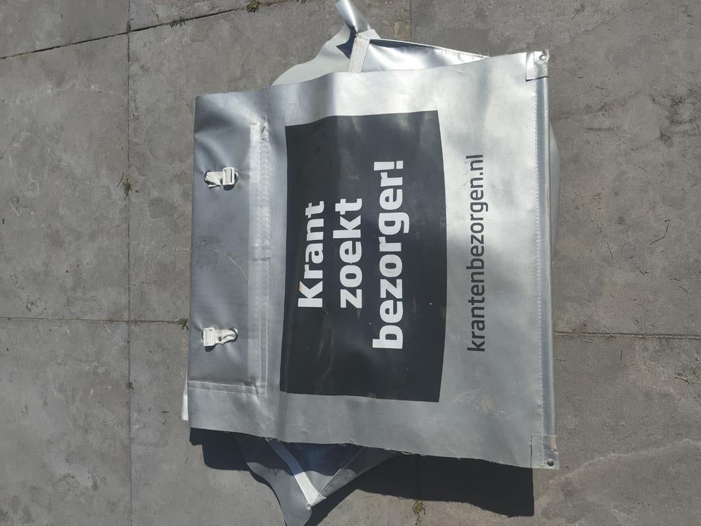 Krantenbezorgtas, Fietsen en Brommers, Ophalen, Gebruikt