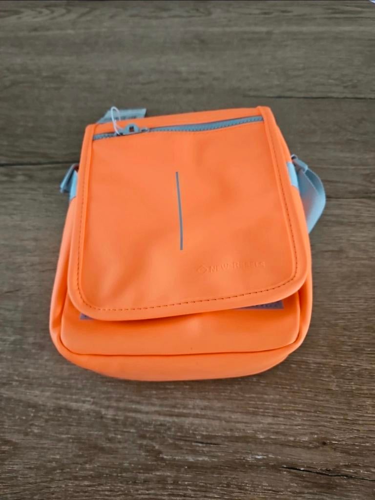 New Rebels Mart Neon Schoudertas - Oranje, Ophalen of Verzenden, Nieuw, Oranje, Overige merken