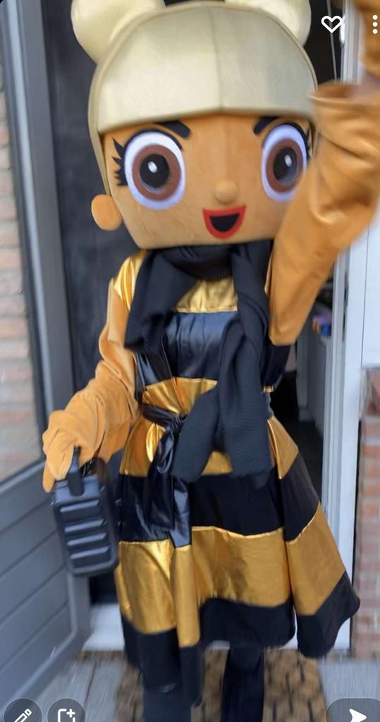 Queen bee mascotte l.o.l te huur, Hobby en Vrije tijd, Feestartikelen | Verhuur, Ophalen of Verzenden, Zo goed als nieuw, Verjaardag