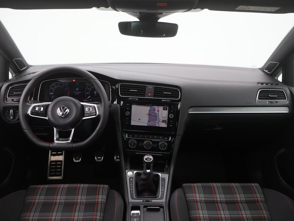 Volkswagen Golf 2.0 TSI GTI Performance 245pk PANODAK|STANDK, Voorwielaandrijving, Gebruikt, 4 cilinders, 1984 cc