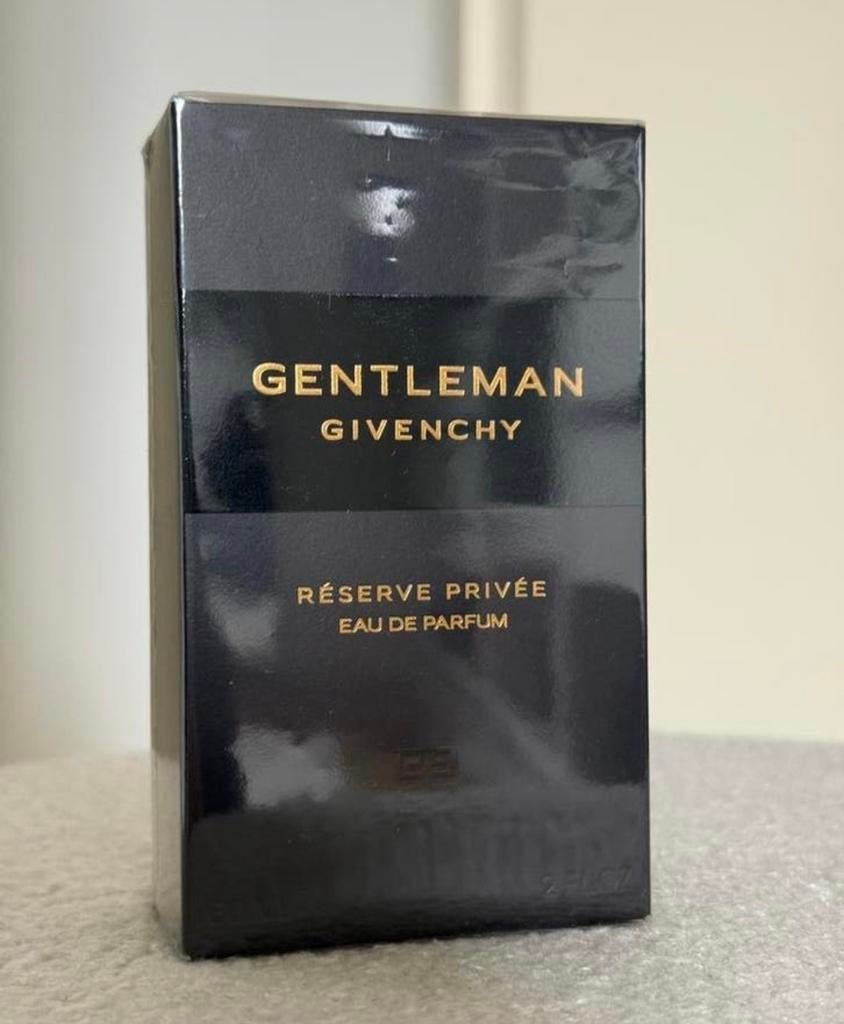 Gentleman Givenchy Eau de parfum réserve privée 60ml, Sieraden, Tassen en Uiterlijk, Uiterlijk | Parfum, Ophalen of Verzenden