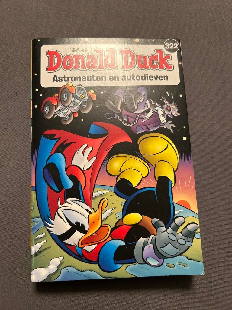 Donald Duck 322 Astronauten en autodrieven, Eén stripboek, Ophalen, Gelezen